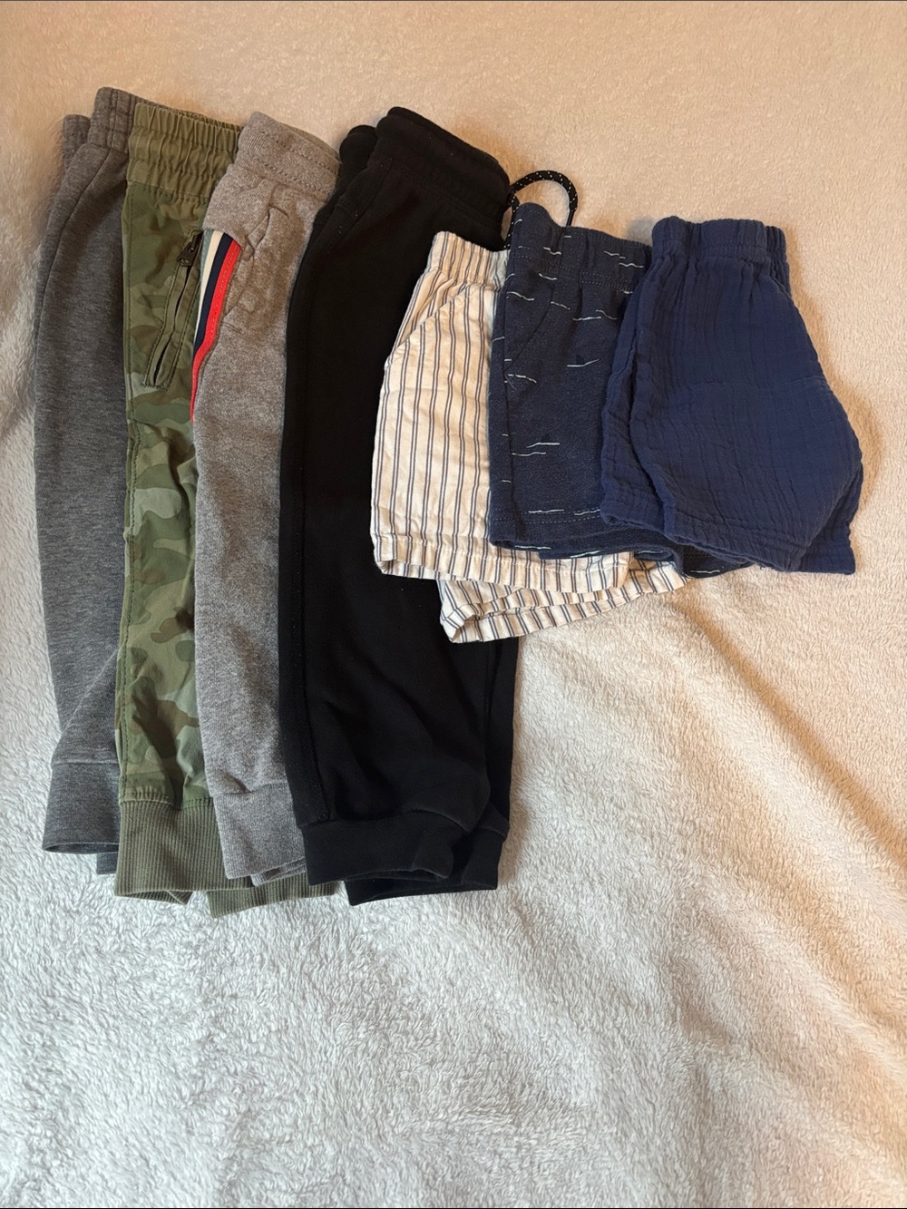 Toddler Boy Pants & Shorts (2T-3T)